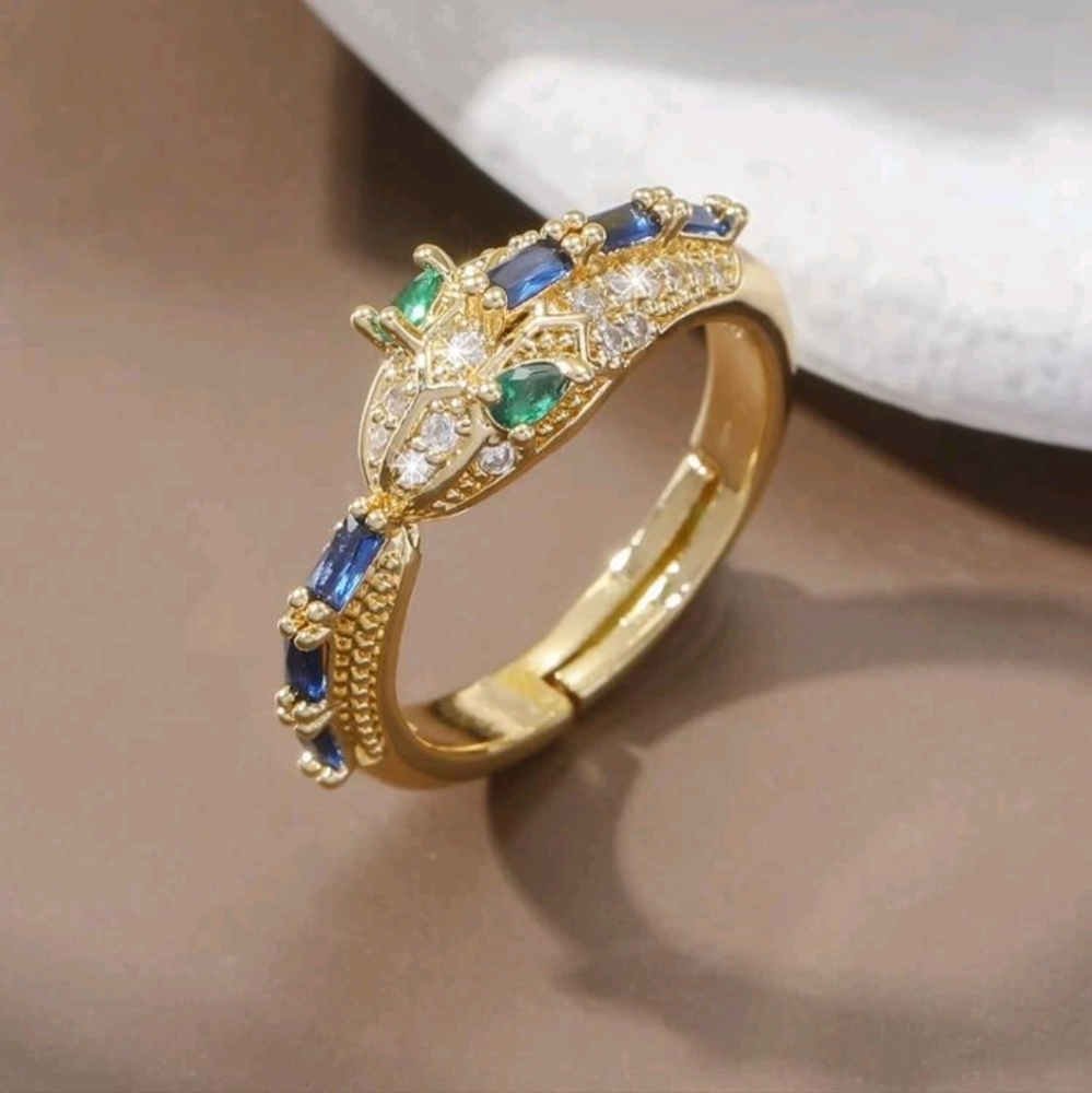 Snake Gold Ring with zirconia